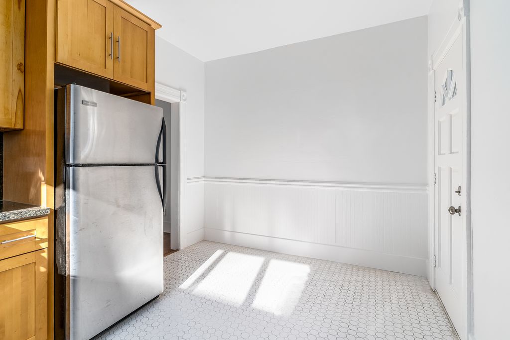 1336 High Street #B