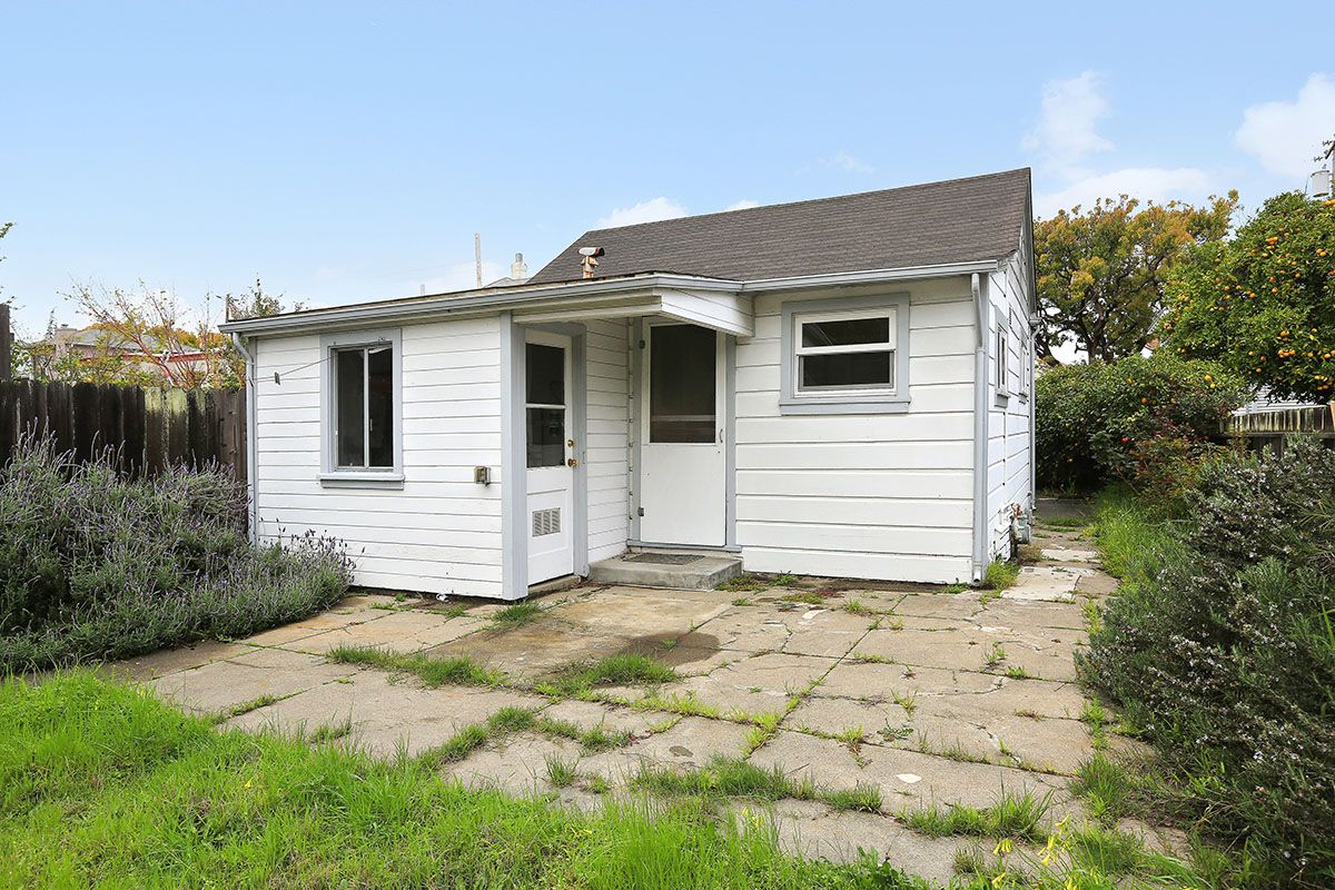 322 Lincoln Avenue
