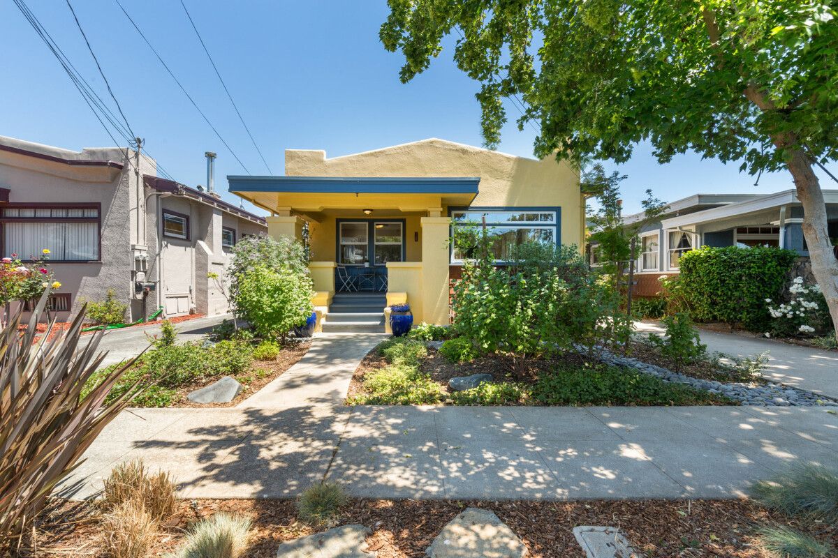 1120 Pearl Street