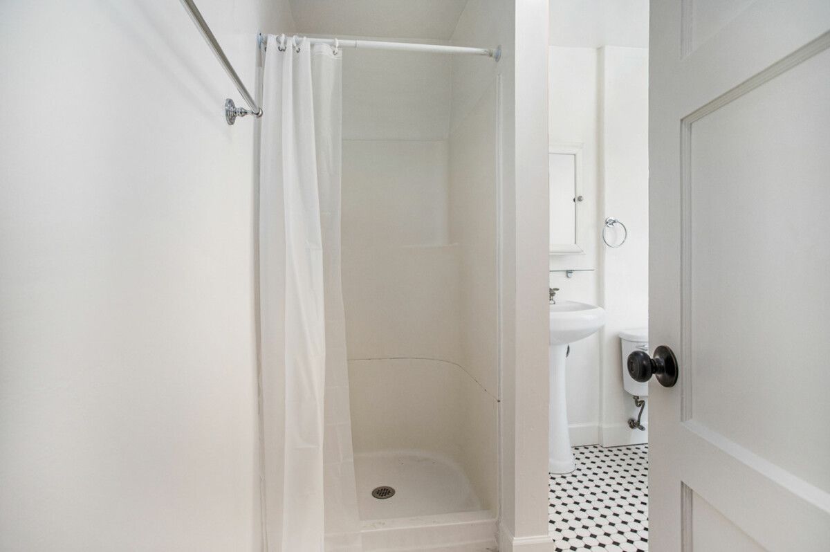 2029 Central Ave #4