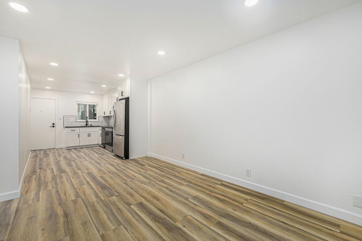 137 Montecito Ave #304