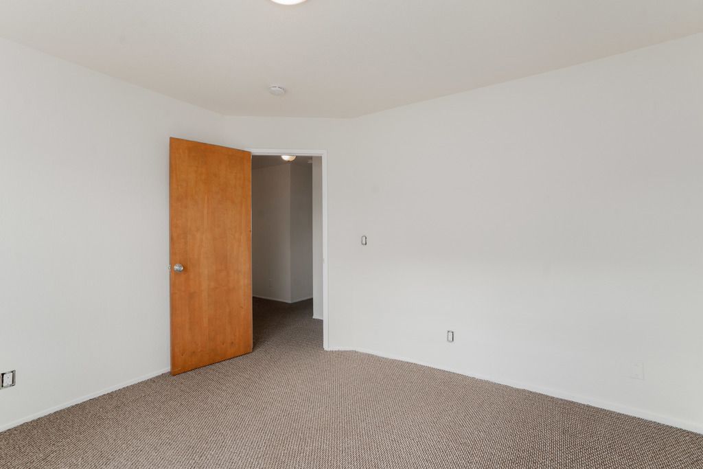 731 Santa Clara Ave #B