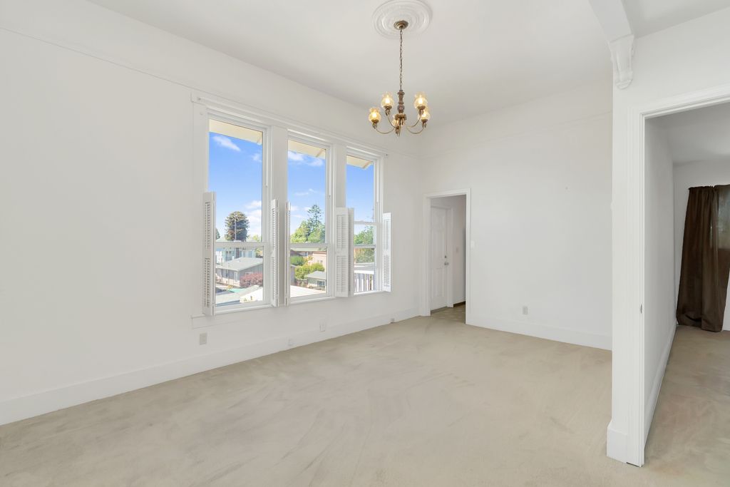 2044 Alameda Ave #F