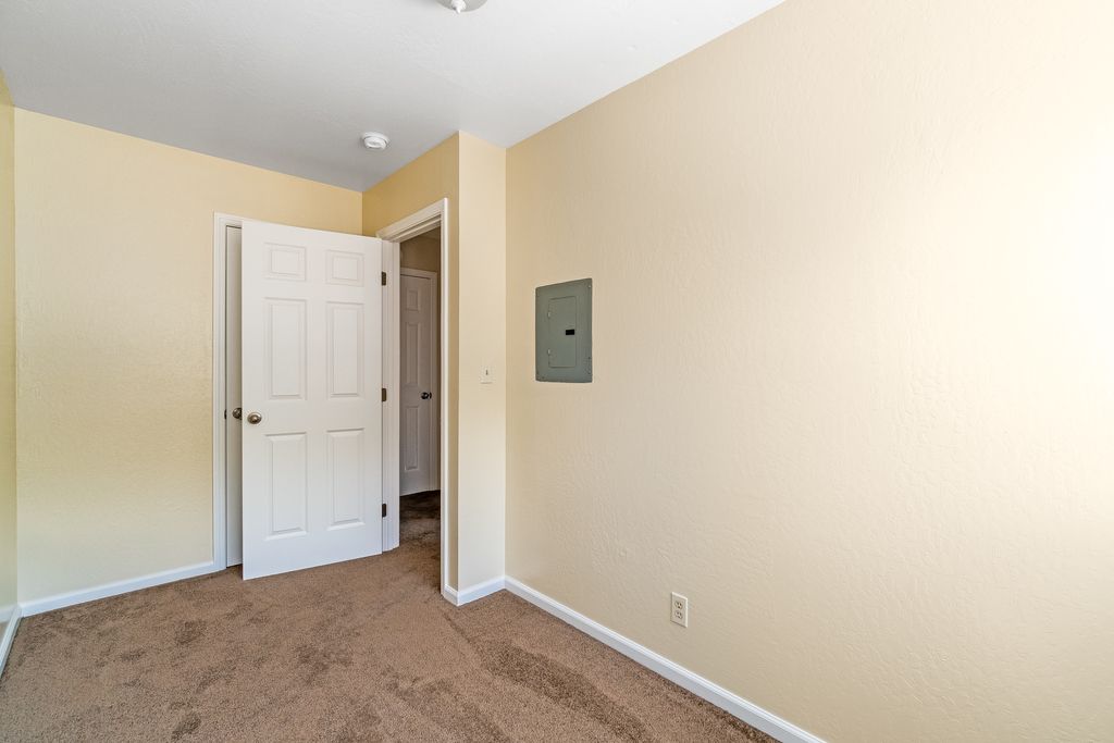 1319 High Street #B