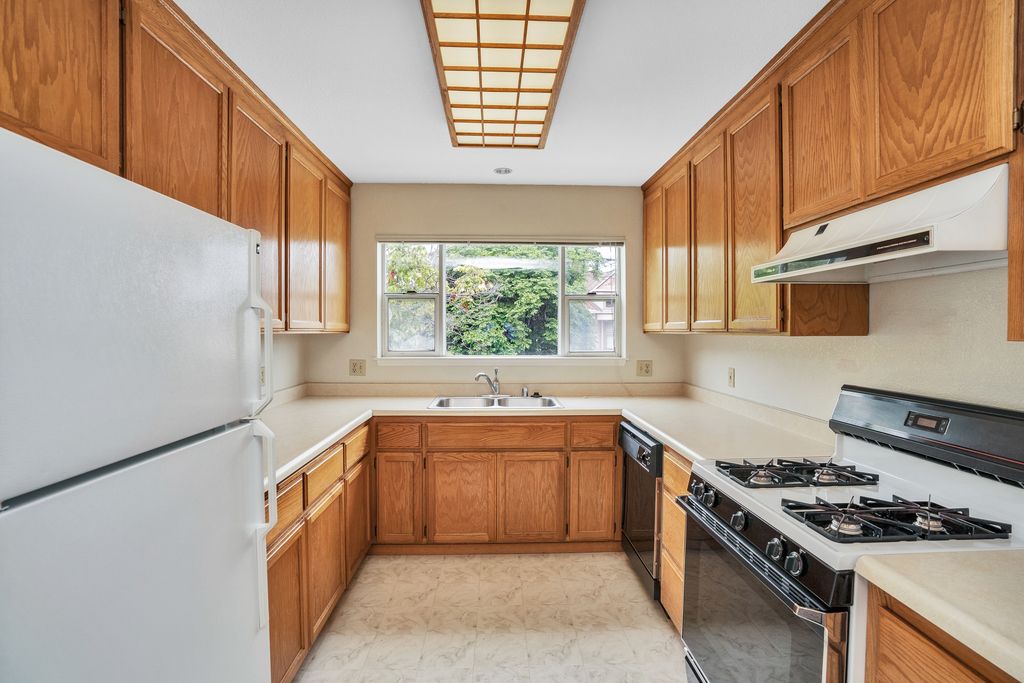 1412 9th Street #B
