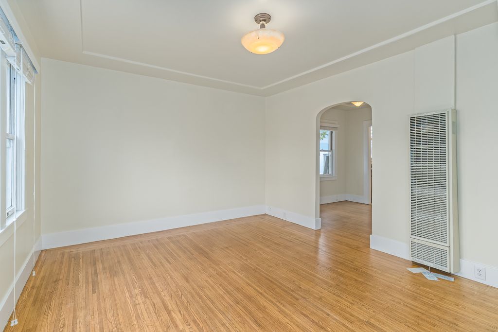 1106 Park Ave #6