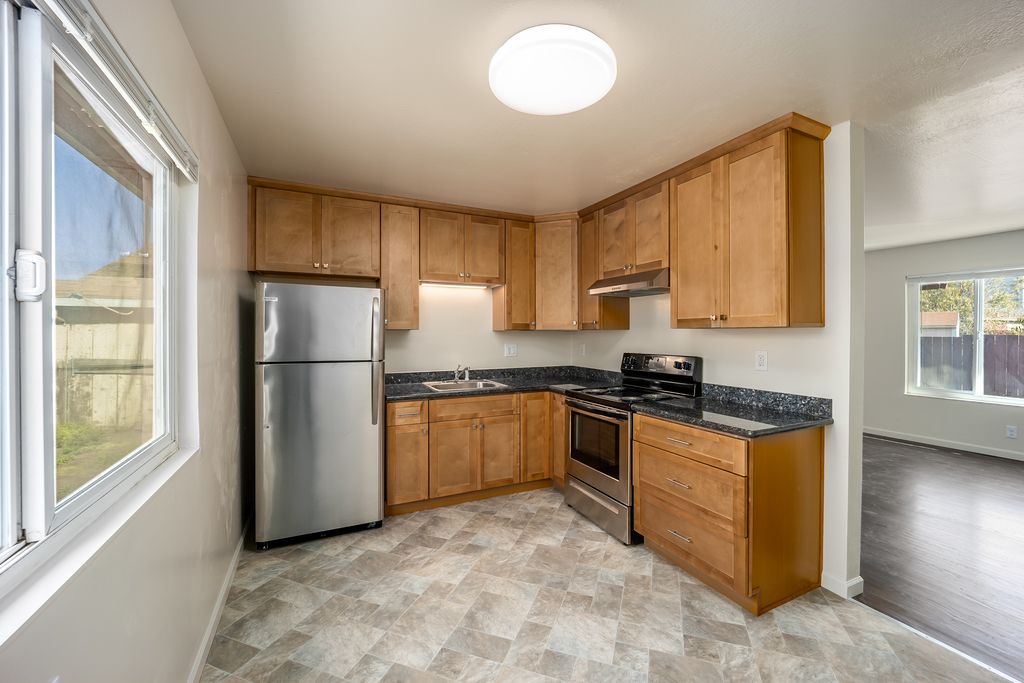265 Flint Ct #2