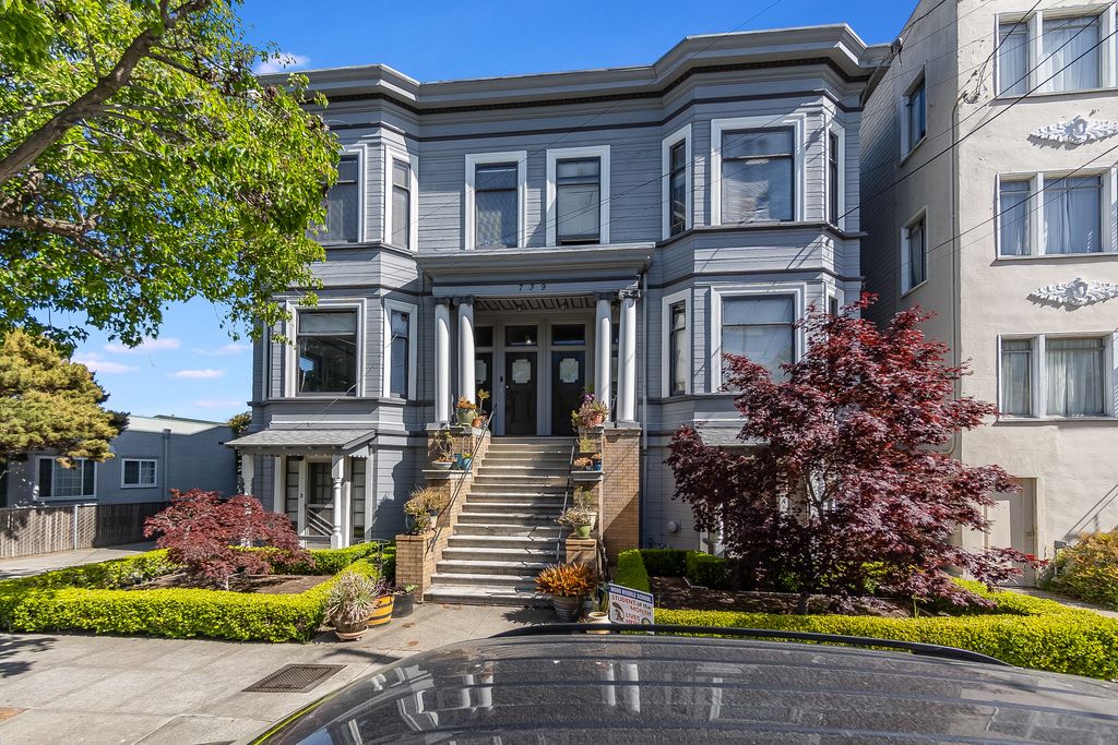 739 Santa Clara Ave #H