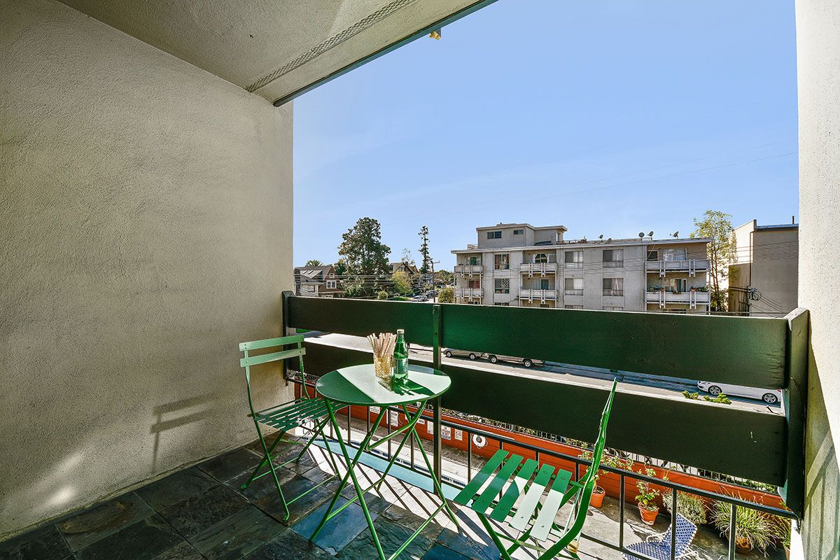 500 Vernon Street #211