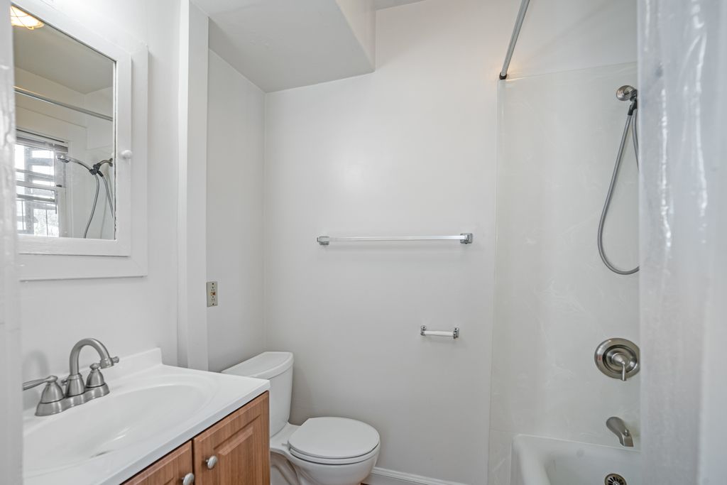 1572 Lincoln Avenue #C