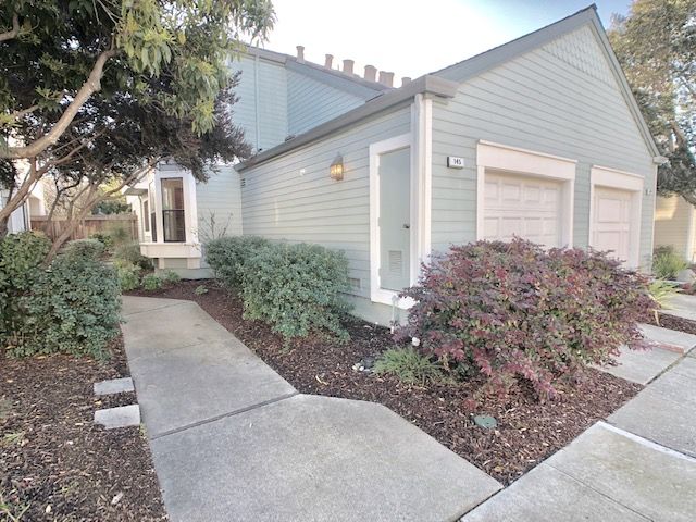 145 Oak Park