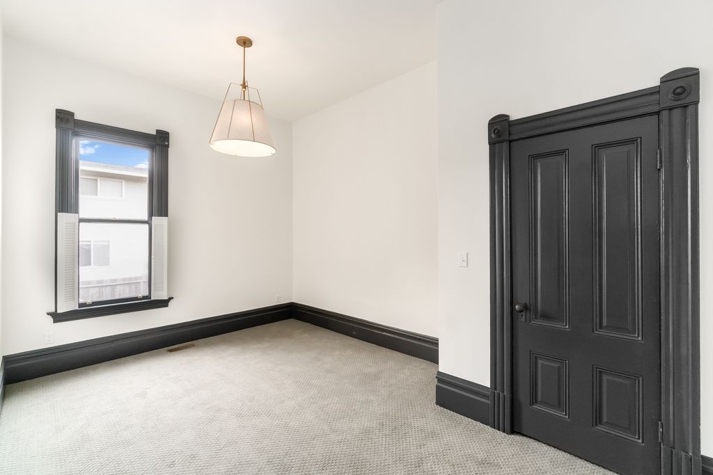 1418 5th Street
