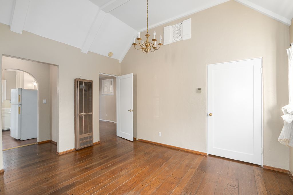 1426 Chestnut Street #4