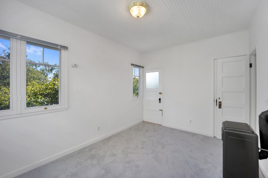 507 Santa Clara Ave #E