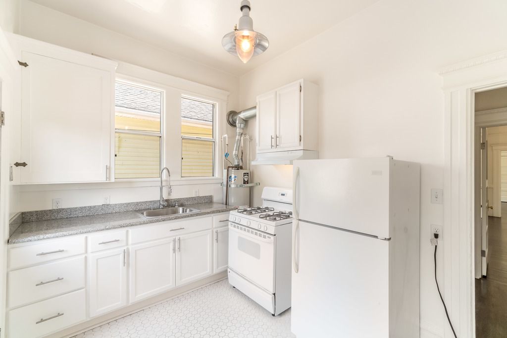 1525 Broadway #1