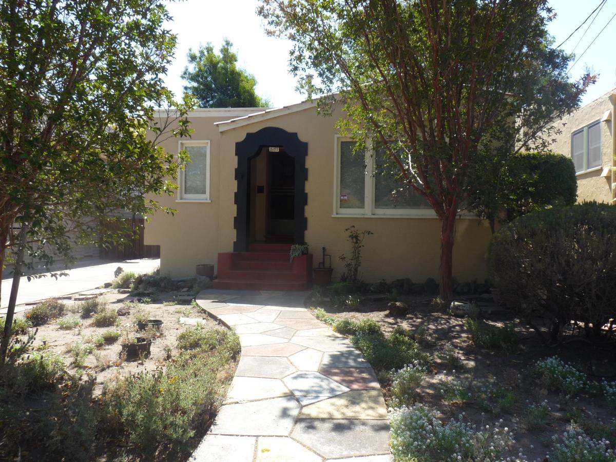 1518 Court Street
