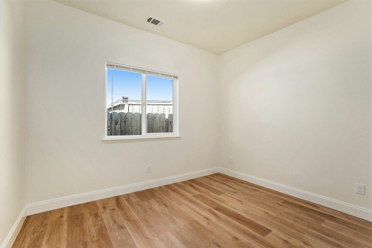 15070 Churchill Street - ADU