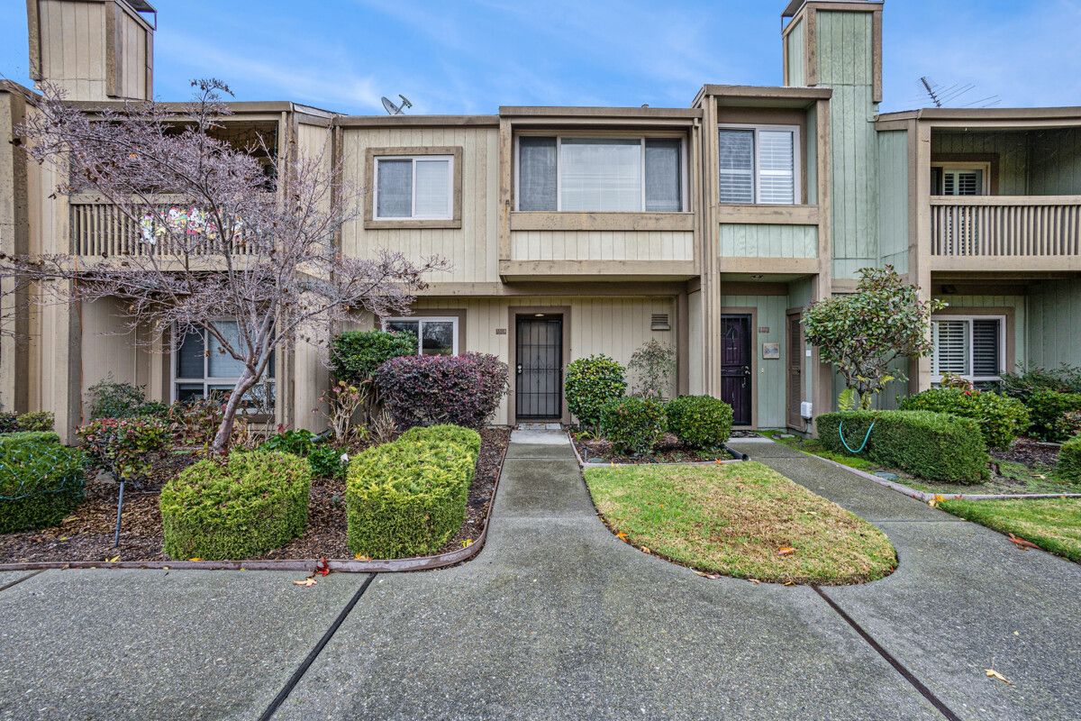 3309 Willis Lane 