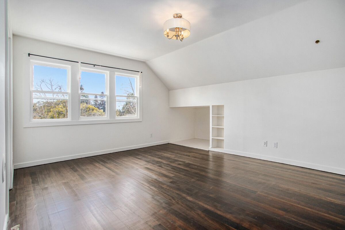 2029 Central Ave #4