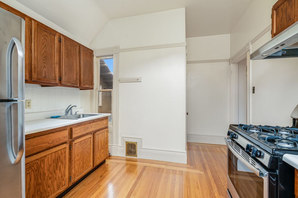 1236 Sherman Street #4