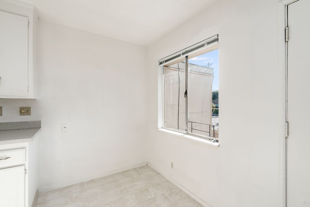 2256 Pacific Ave #H