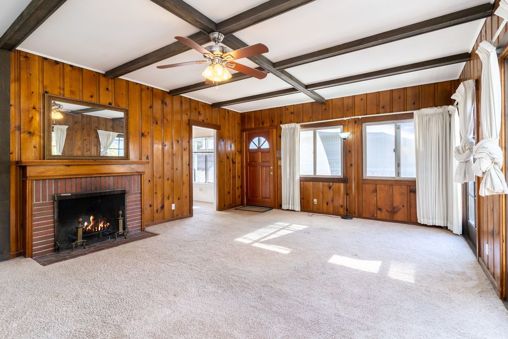 2114 Clinton Ave #C