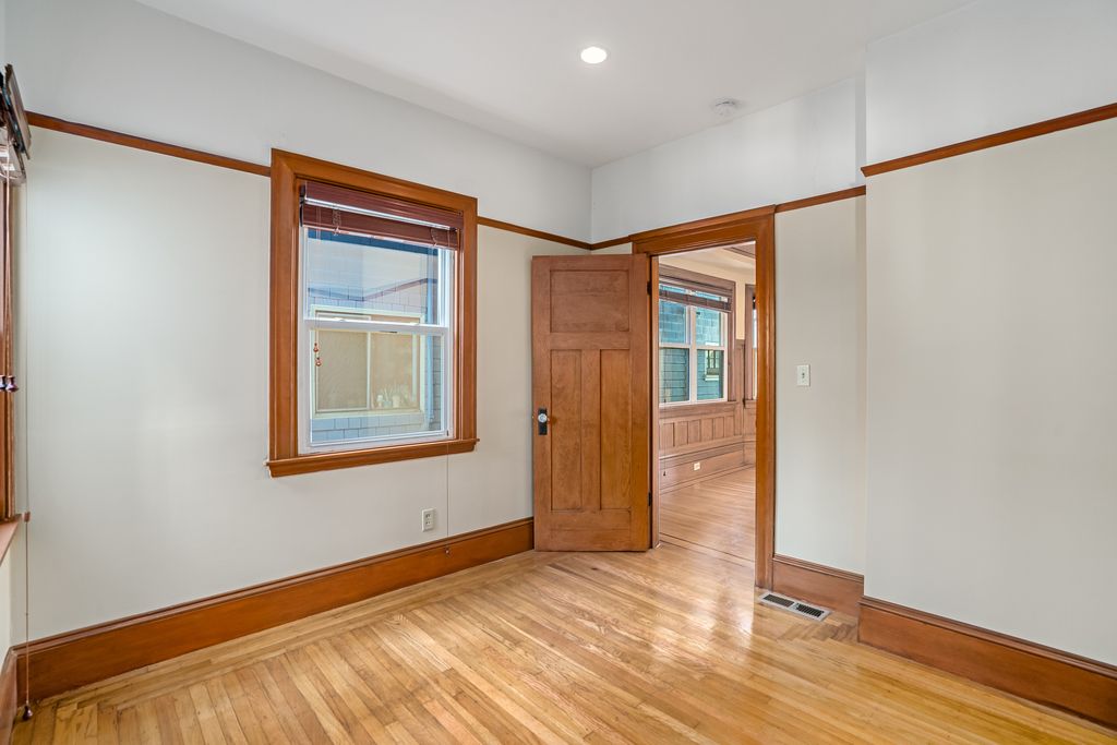 24 Randwick Ave