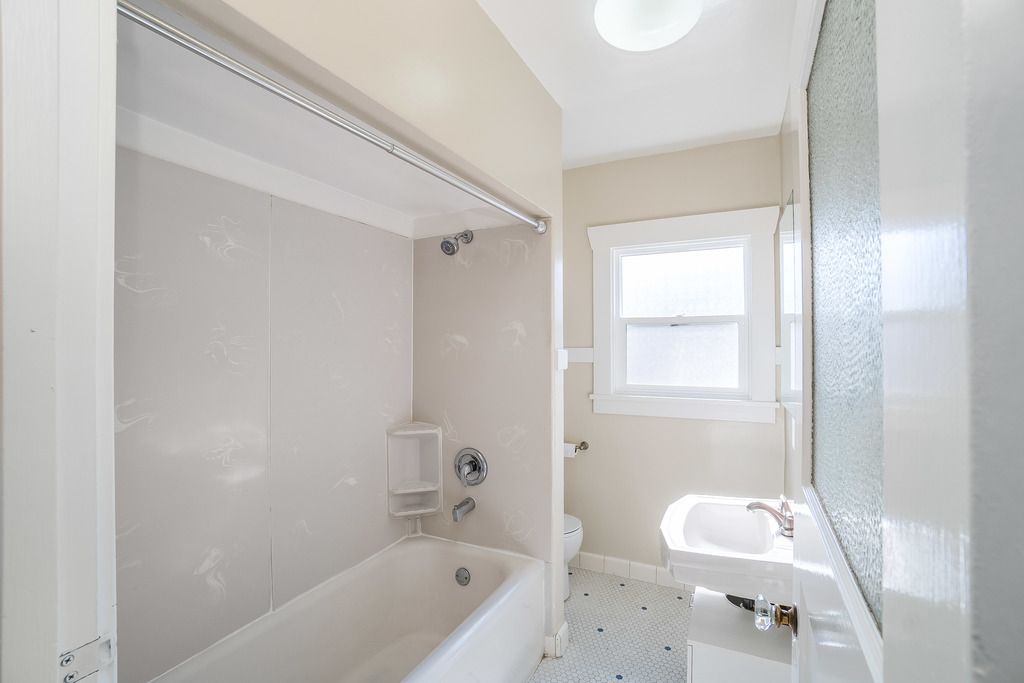 3108 Santa Clara Ave