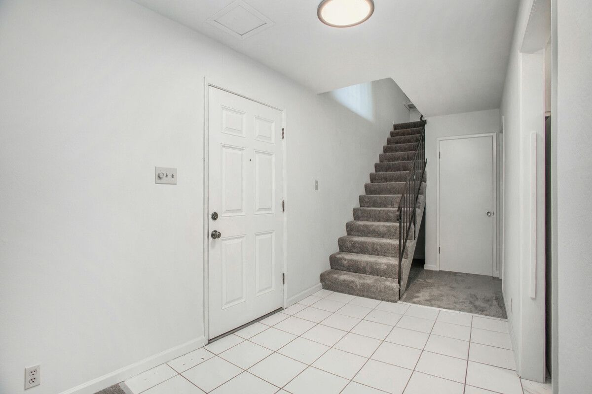 1504 Alameda Ave #C