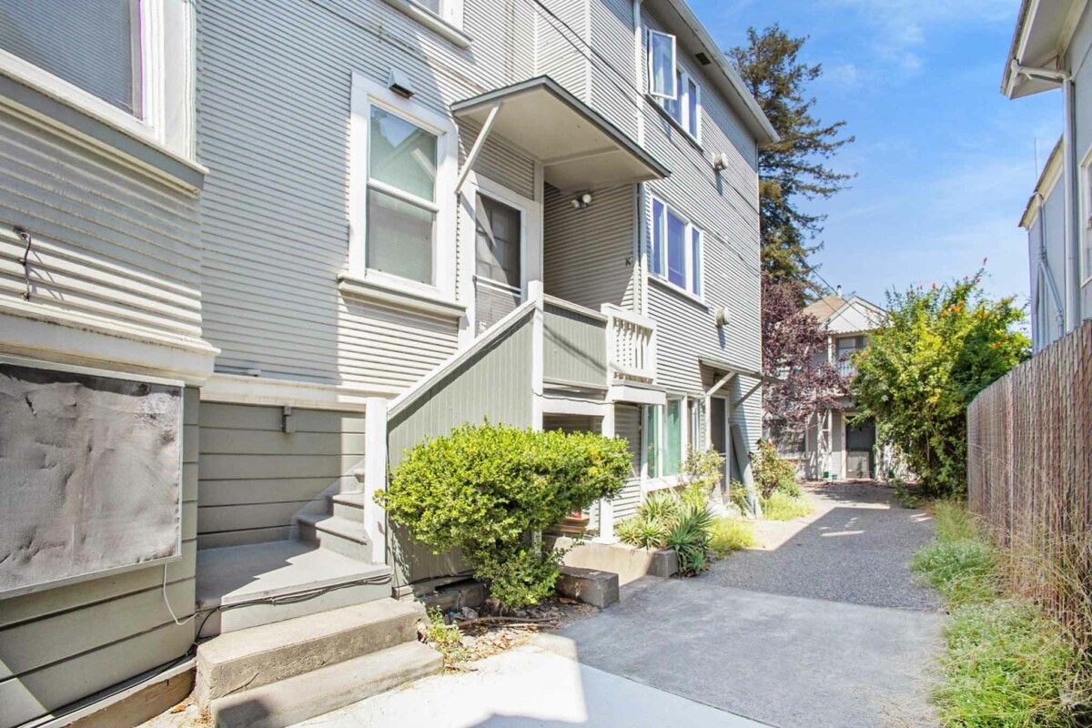 2149 Santa Clara Ave #K