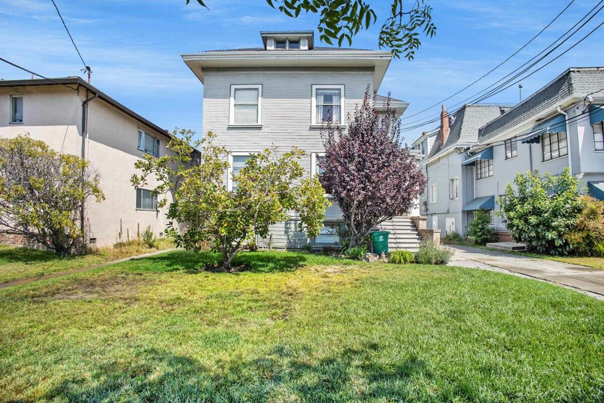 2149 Santa Clara Ave #K