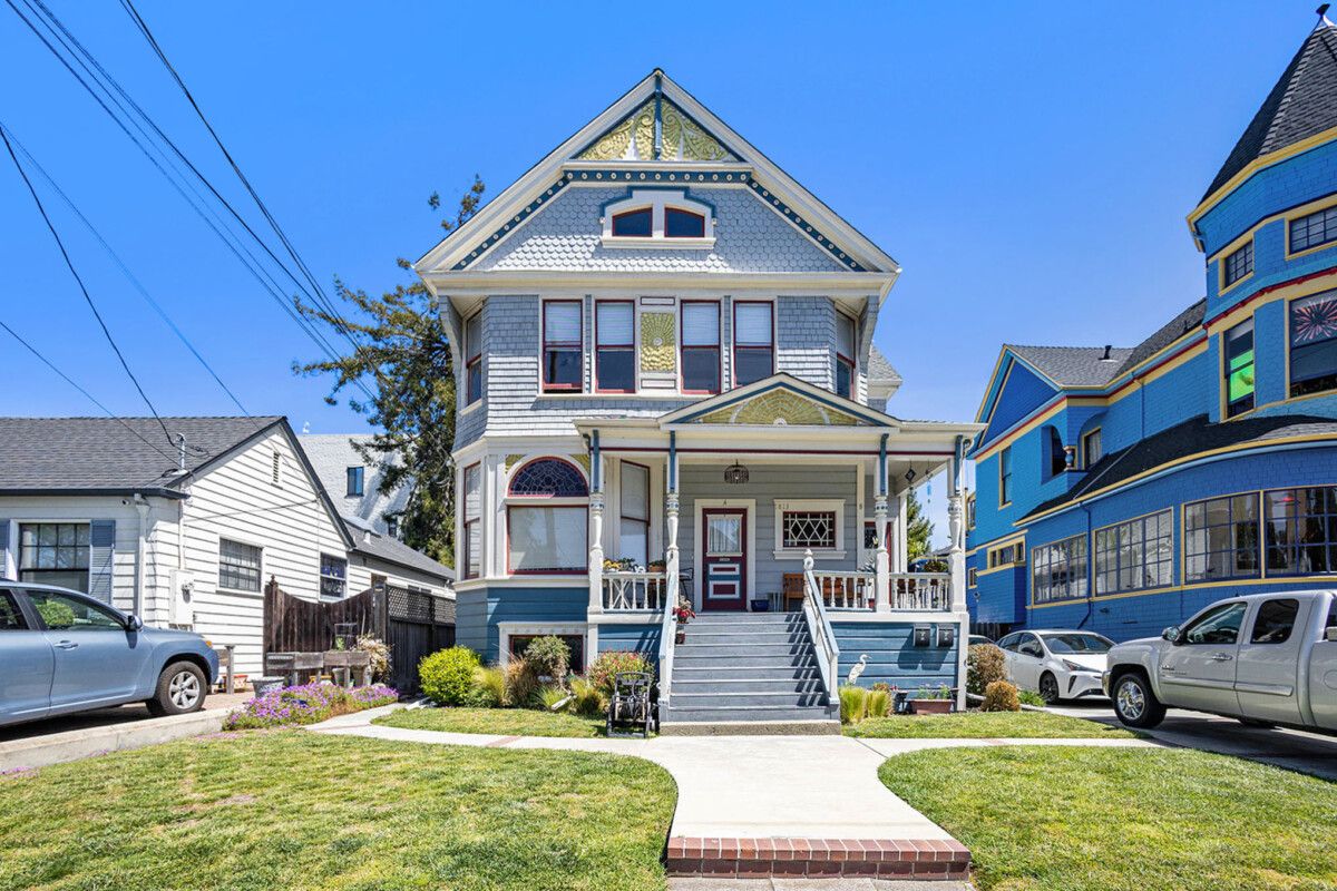 1813 Clinton Ave #B