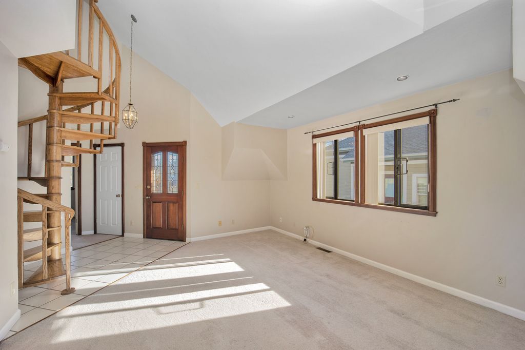 1525 Verdi Street 