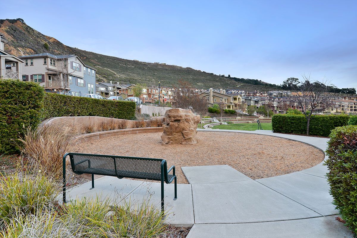 6146 Old Quarry Loop