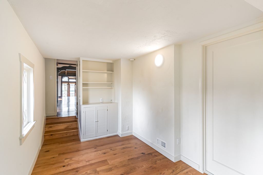 903 Del Mar Ave 