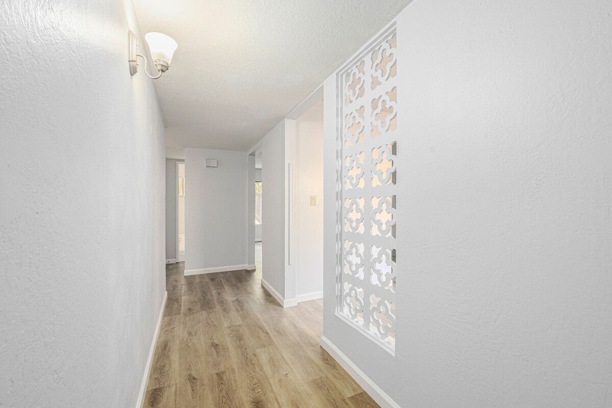 1529 Saint Charles St. #B
