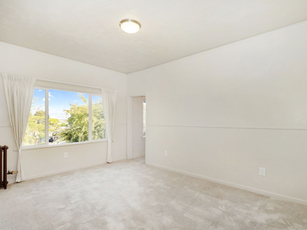 615 Central Ave #301