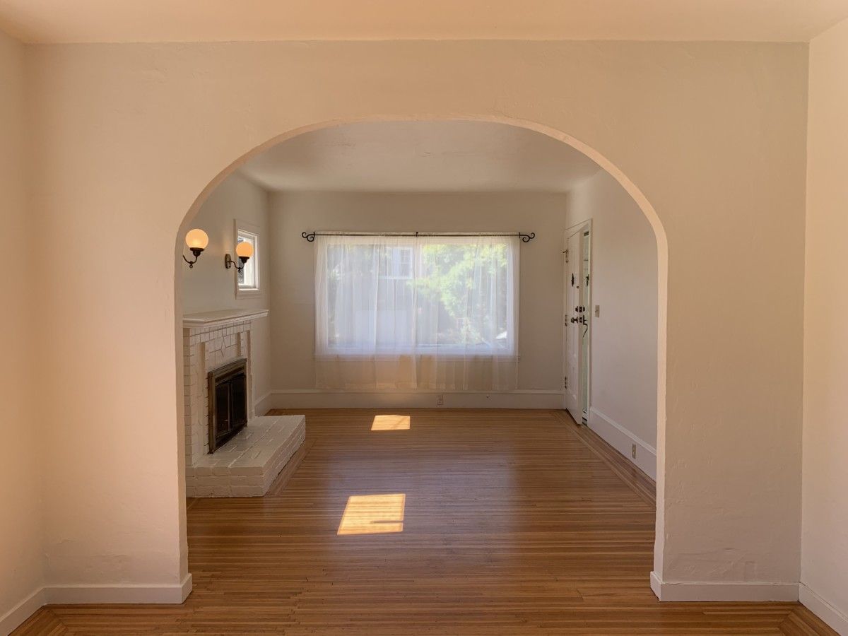 240 Sunnyside Avenue