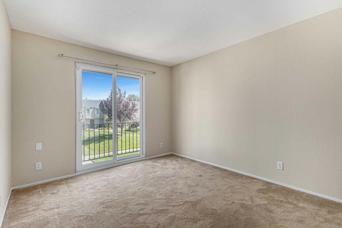 3109 El Paseo