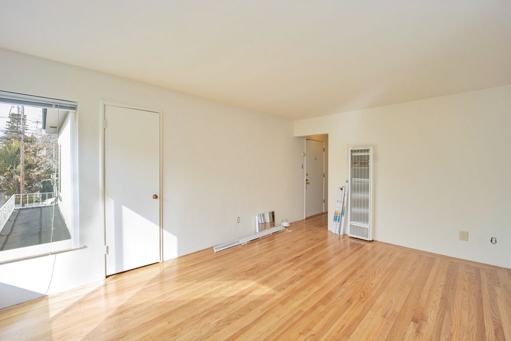 1812 San Jose Ave #D