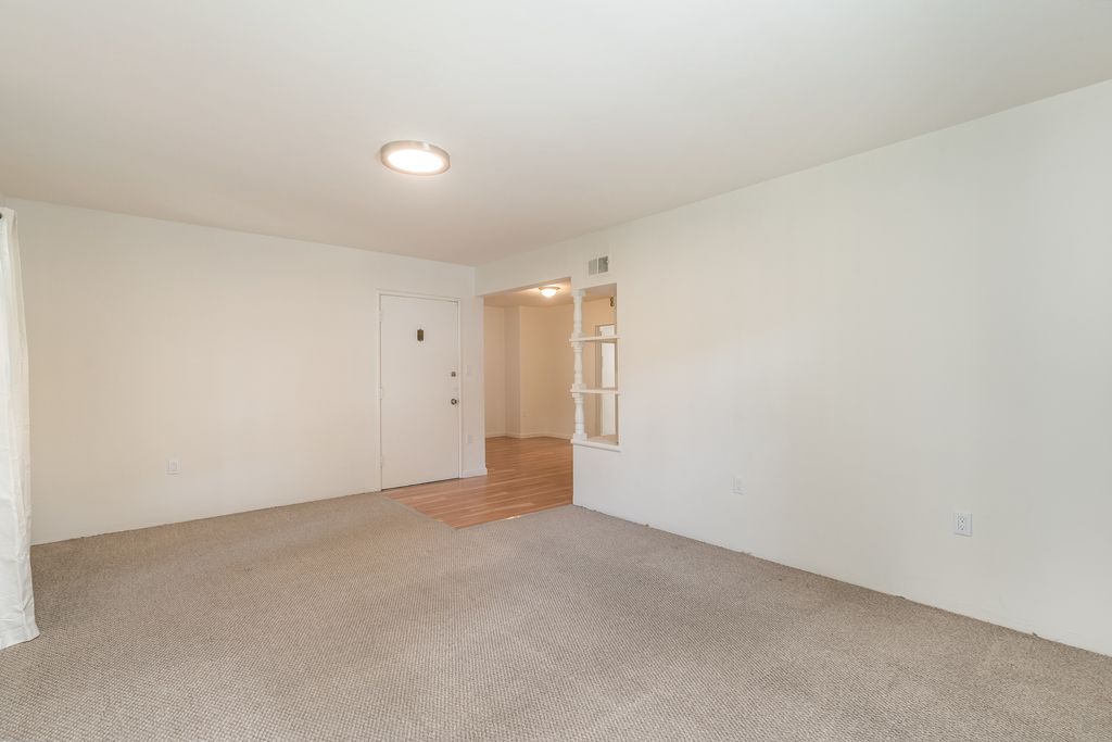 3009 Park Blvd #2