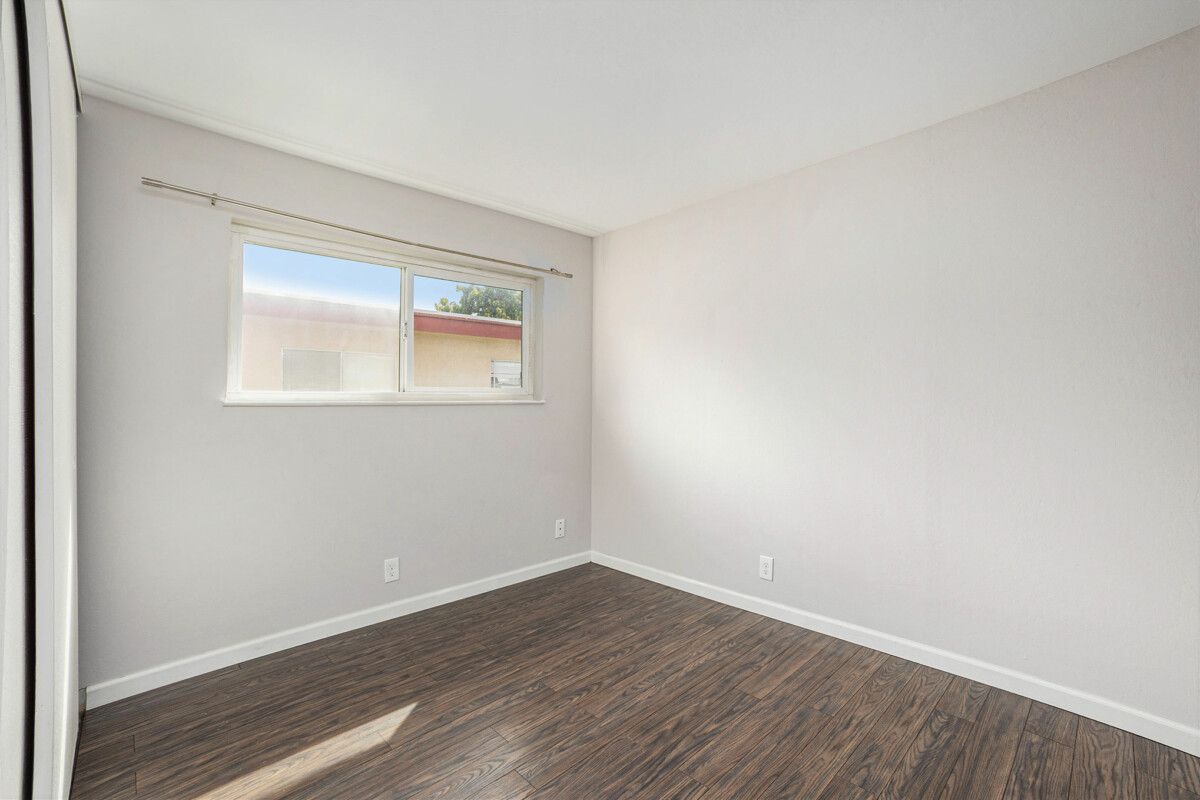 2136 Lincoln Avenue #L