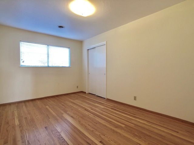 1401 Versailles #A