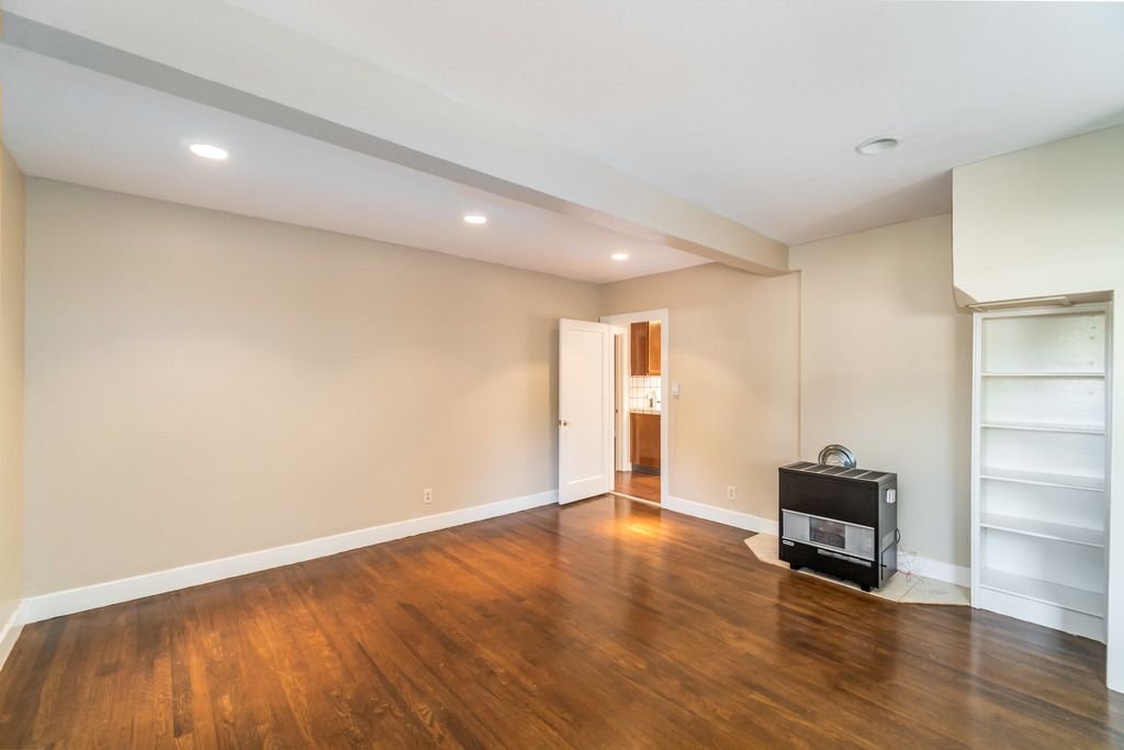 1620 Santa Clara Ave