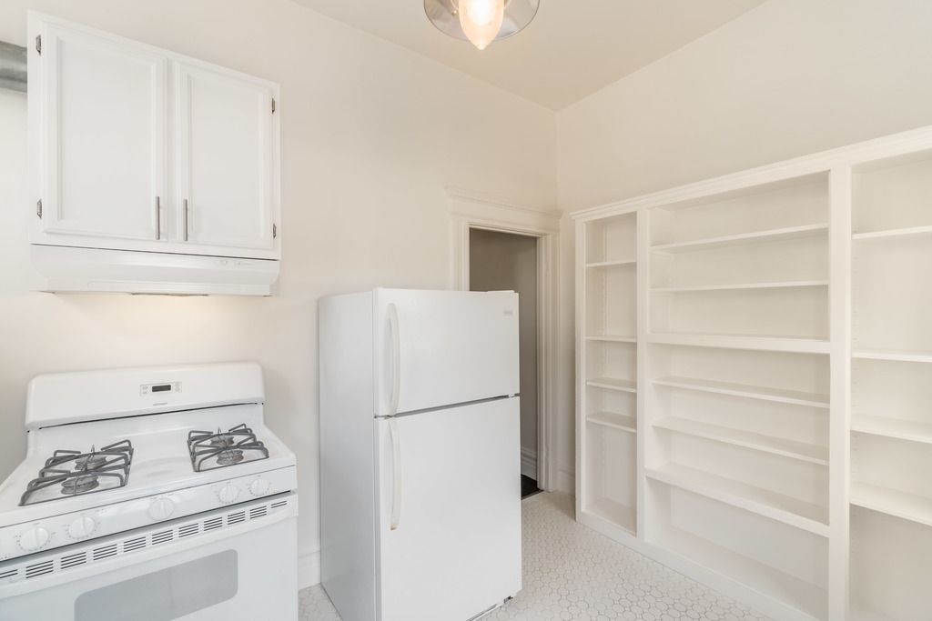 1525 Broadway #1