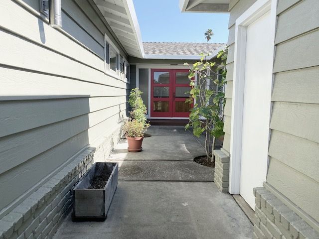 632 Sandalwood Isle