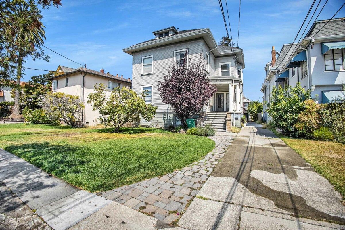 2149 Santa Clara Ave #K
