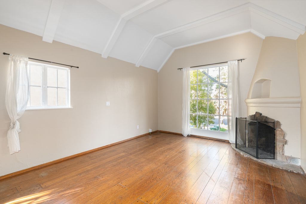 1426 Chestnut Street #4