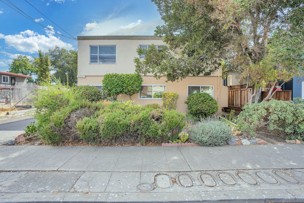 2256 Pacific Ave #K 