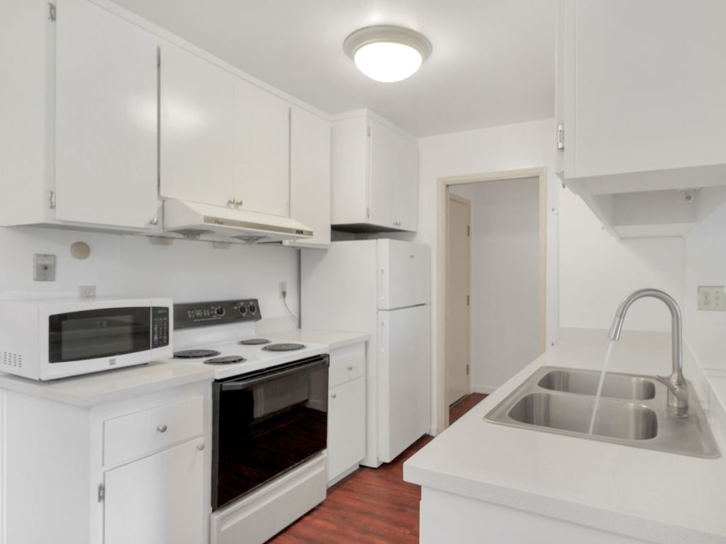 1327 Webster Street #B306